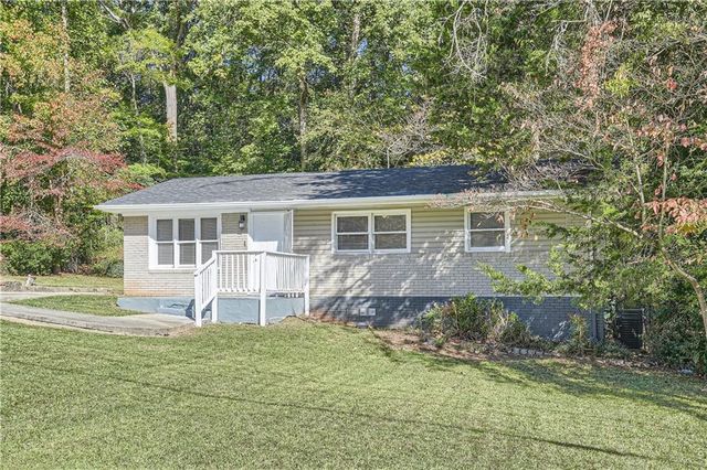 $204,900 | 3459 Adkins Road Northwest | Fairburn Heights