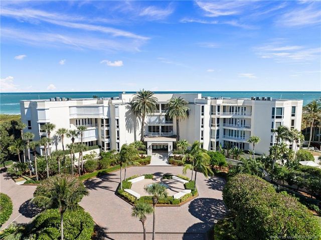 $3,250,000 | 2920 Southeast Dune Drive, Unit 140 | Sailfish Point