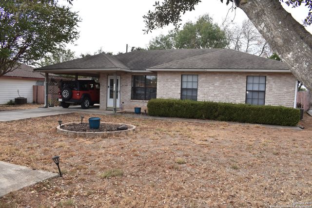 $233,000 | 1203 West Hondo Avenue | Devine