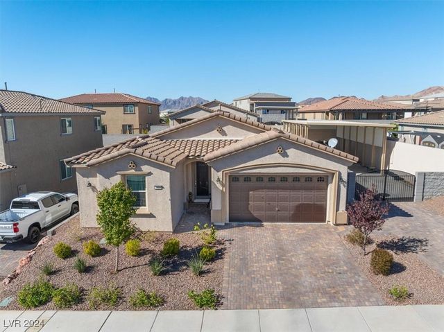 $679,900 | 1324 Cattail Falls Street | Boulder City