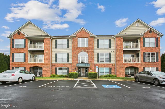 $299,000 | 597 Cawley Drive, Unit 5 2C | Frederick