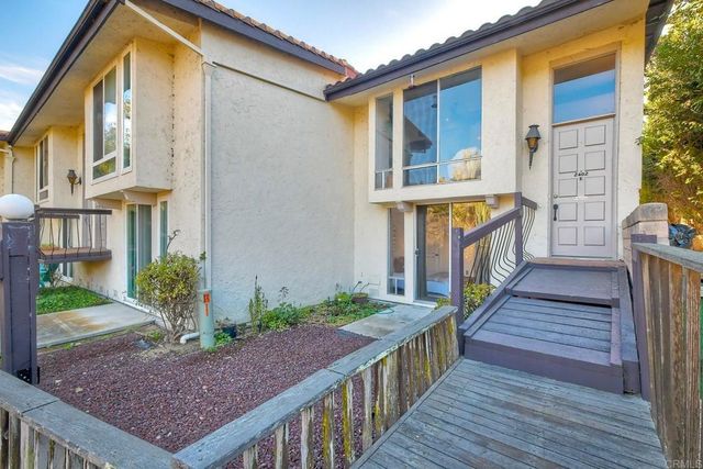 $775,000 | 2402 Altisma Way, Unit E | Rancho La Costa