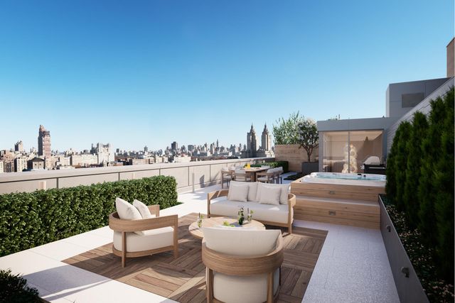 $19,150,000 | 212 West 72nd Street, Unit PHN | Upper West Side