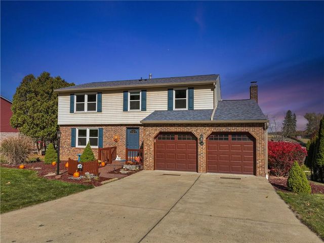 $444,875 | 325 Woodridge Drive | North Franklin Township - Washington County