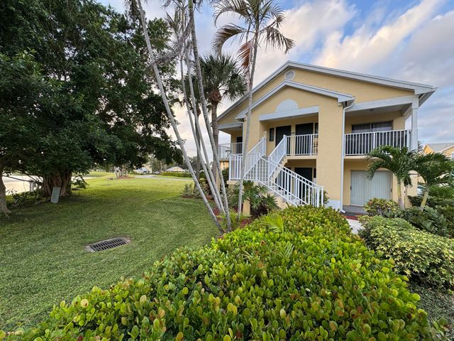 $148,900 | 6340 La Costa Drive, Unit C | Boca del Mar