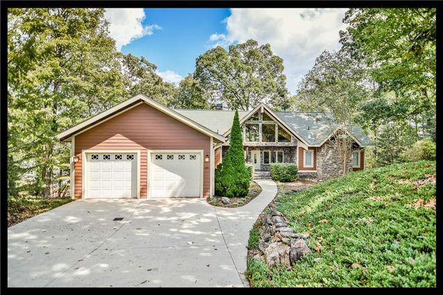 $1,450,000 | 240 Mountain View Pointe Drive