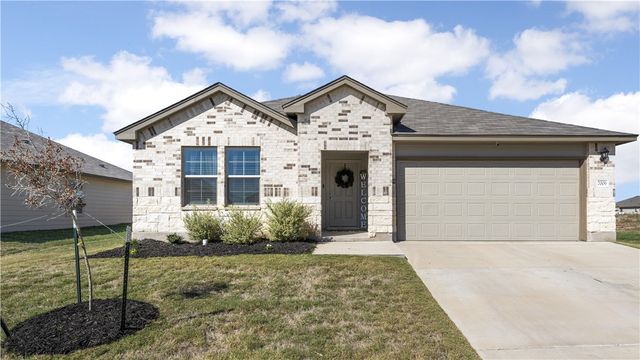 $315,000 | 7009 Llano Drive | North Lake Waco