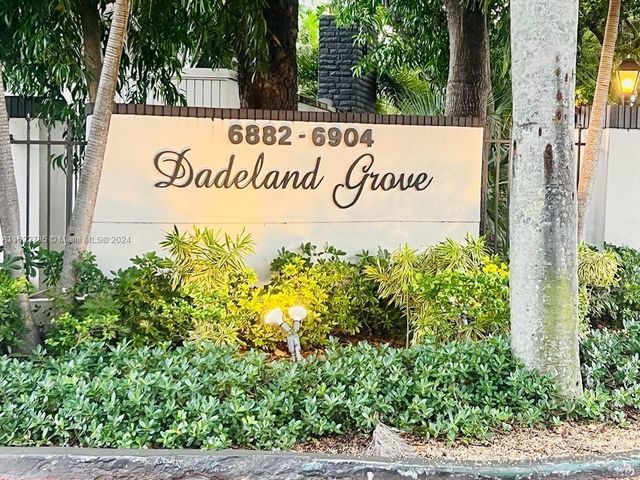 $389,500 | 6890 North Kendall Drive, Unit B301 | Pinecrest