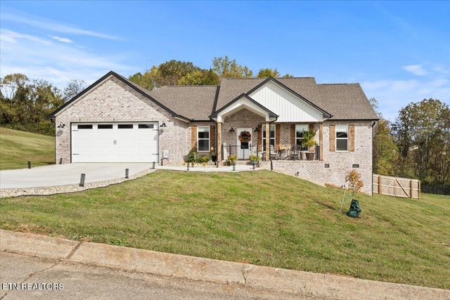 $524,900 | 230 Franklin Estates Lane | Franklin Estates