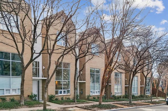 $850,000 | 4060 Travis Street, Unit 5 | Uptown Dallas