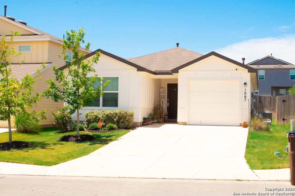 a house view with a outdoor space