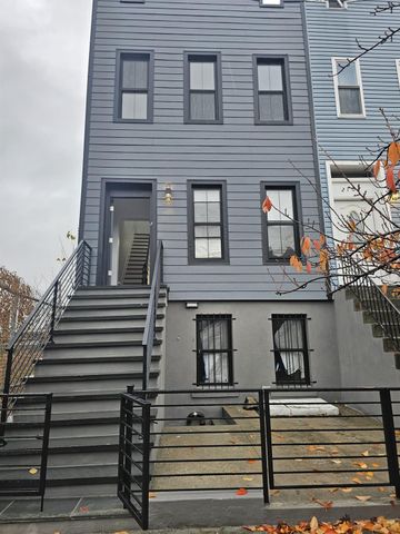 $1,399,000 | 2105 A Pacific Street | Crown Heights