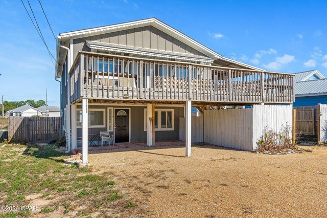 $1,750 | 6714 Beach Drive, Unit A | Holiday Beach