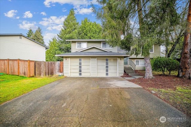 $3,200 | 12912 Northeast 144th Place | Evergreen Hill