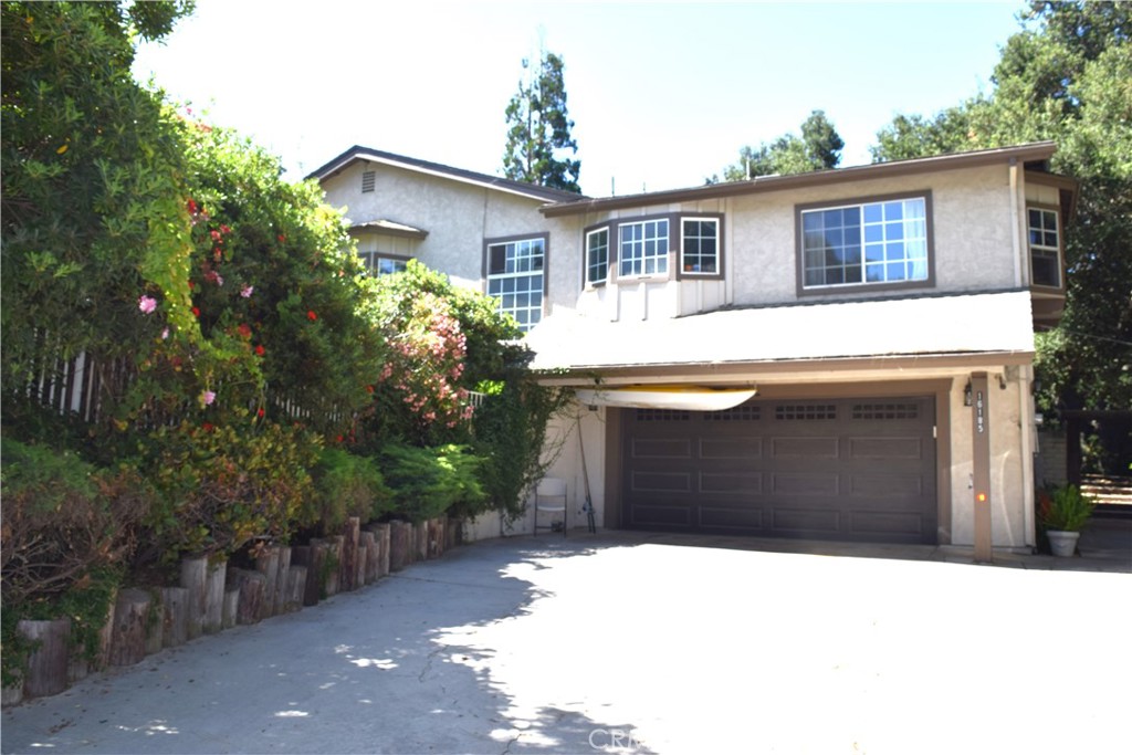 a front view of house with yard