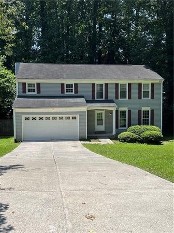 $2,600 | 4500 Woodlawn Lake Drive | East Cobb