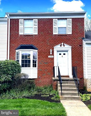 $2,500 | 208 Fairfield Drive | Warrenton