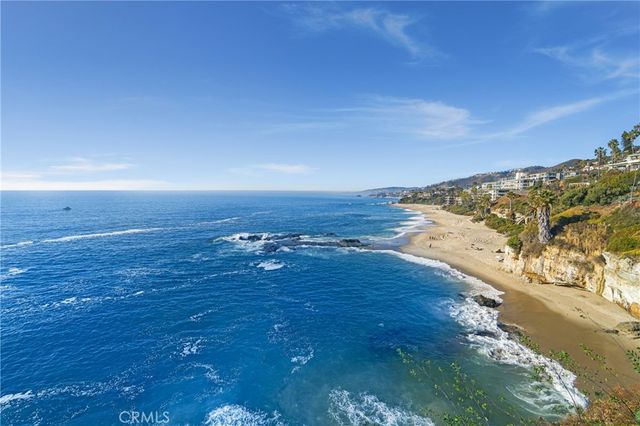 $3,695,000 | 31561 Table Rock Drive, Unit 211 | South Laguna Beach