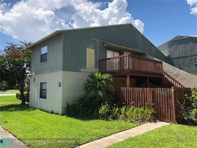 $210,000 | 8 Crossings Circle, Unit H | Boynton Beach