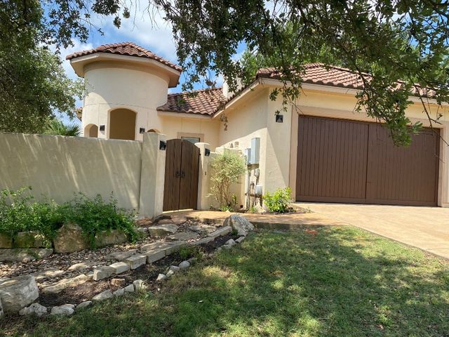 $2,450 | 15107 Lariat Trail | Cardinal Hills Estates