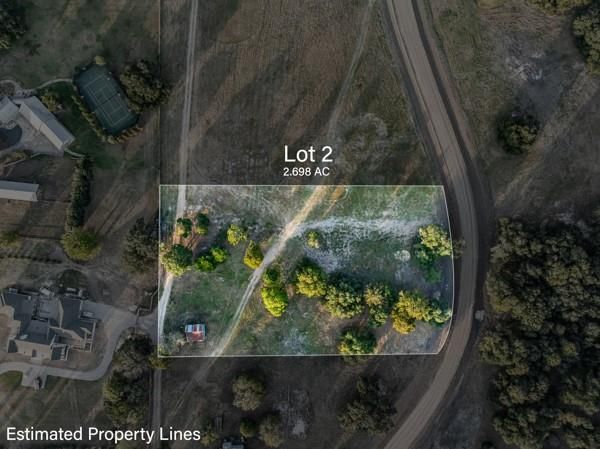 $688,750 | Lane-lot 2 Drake Round Top Tx 78954