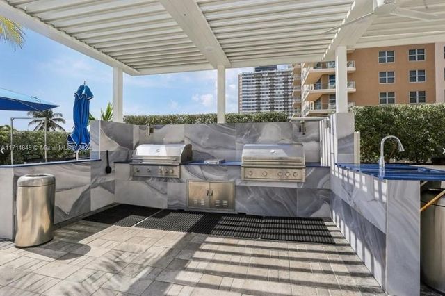 $675,000 | 1880 South Ocean Drive, Unit TS705 | Oceanside