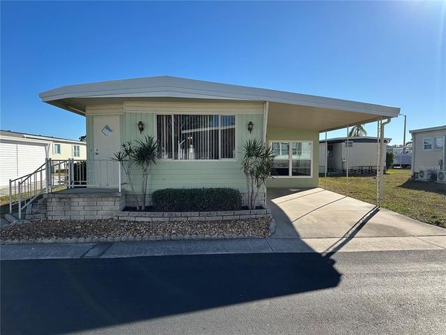 $97,500 | 15 Pindo Palm Street West | Largo