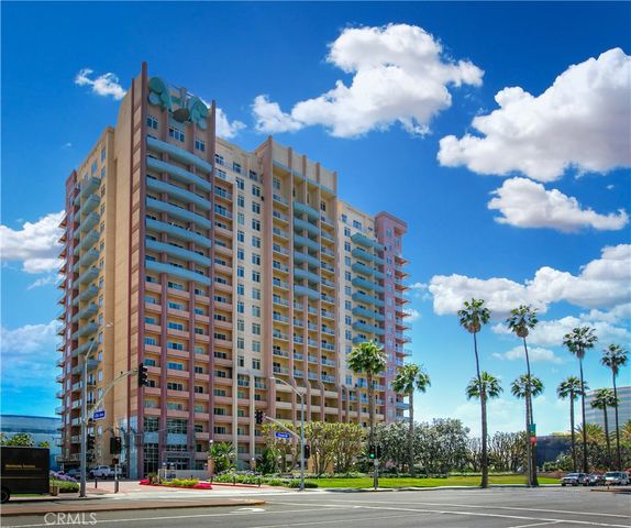 $719,900 | 388 East Ocean Boulevard, Unit 1708 | Downtown Long Beach