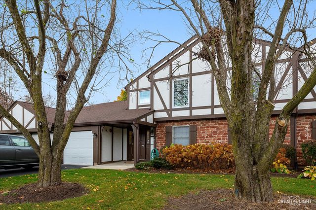 $243,500 | 42 Plymouth Court, Unit 202B | Naperville