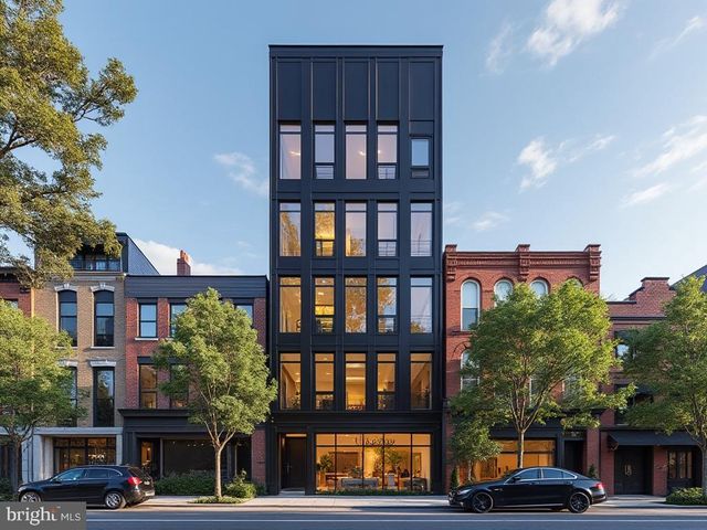 $999,999 | 2123 North Broad Street | Avenue of the Arts North