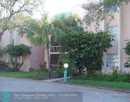 $2,000 | 630 Northwest 13th Street, Unit 23 | Central Boca Raton