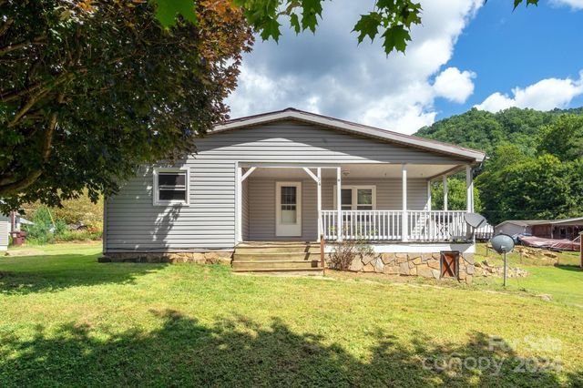 $270,000 | 54 Line Drive | Ivy Hill Township - Haywood County