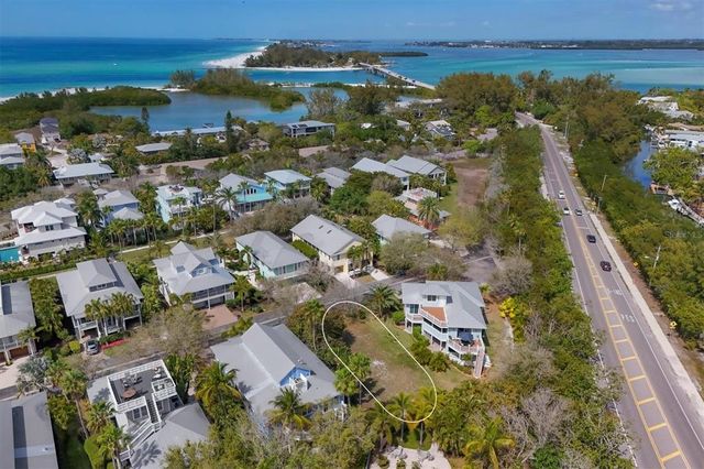 $1,200,000 | 363 Firehouse Lane | Longboat Key