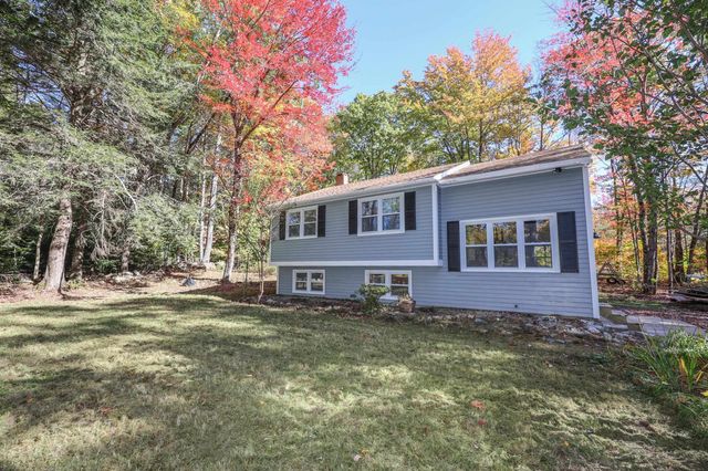 $329,800 | 419 S Road | Sullivan