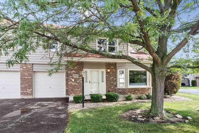 $2,550 | 9252 Cliffside Lane | Orland Park