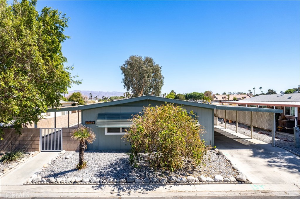 a view of a house with a outdoor space