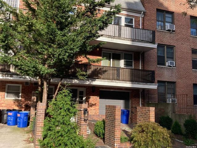 $3,100 | 83-77 116th Street, Unit 3F | Kew Gardens