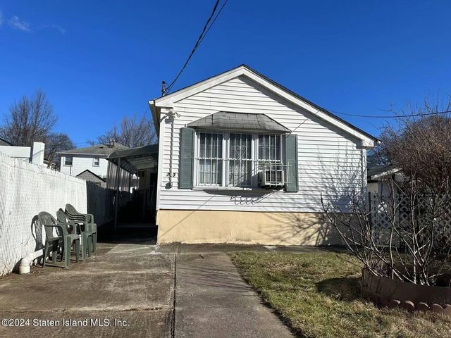 $388,000 | 73 Stobe Avenue | Dongan Hills