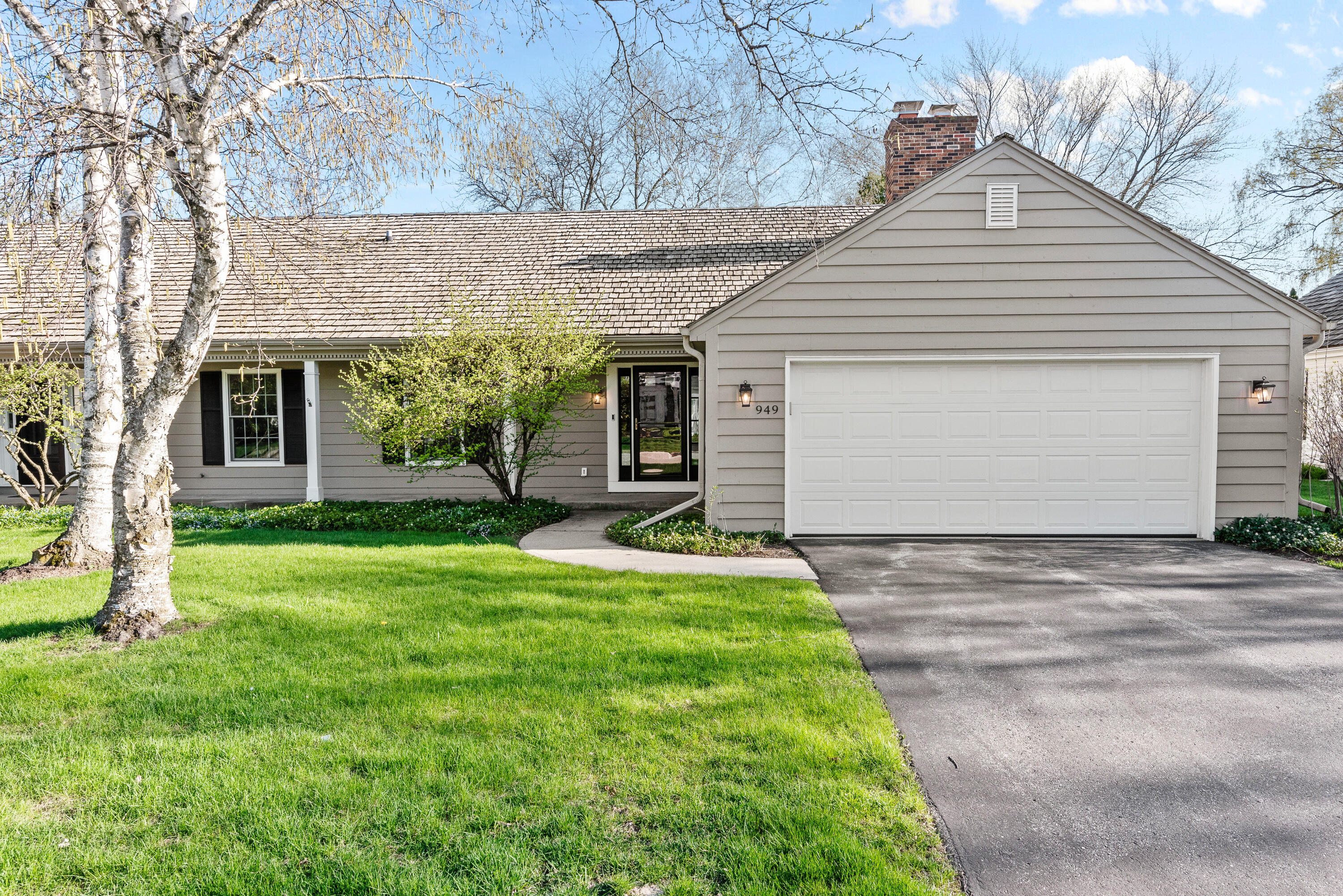 949 West Shaker Circle-32