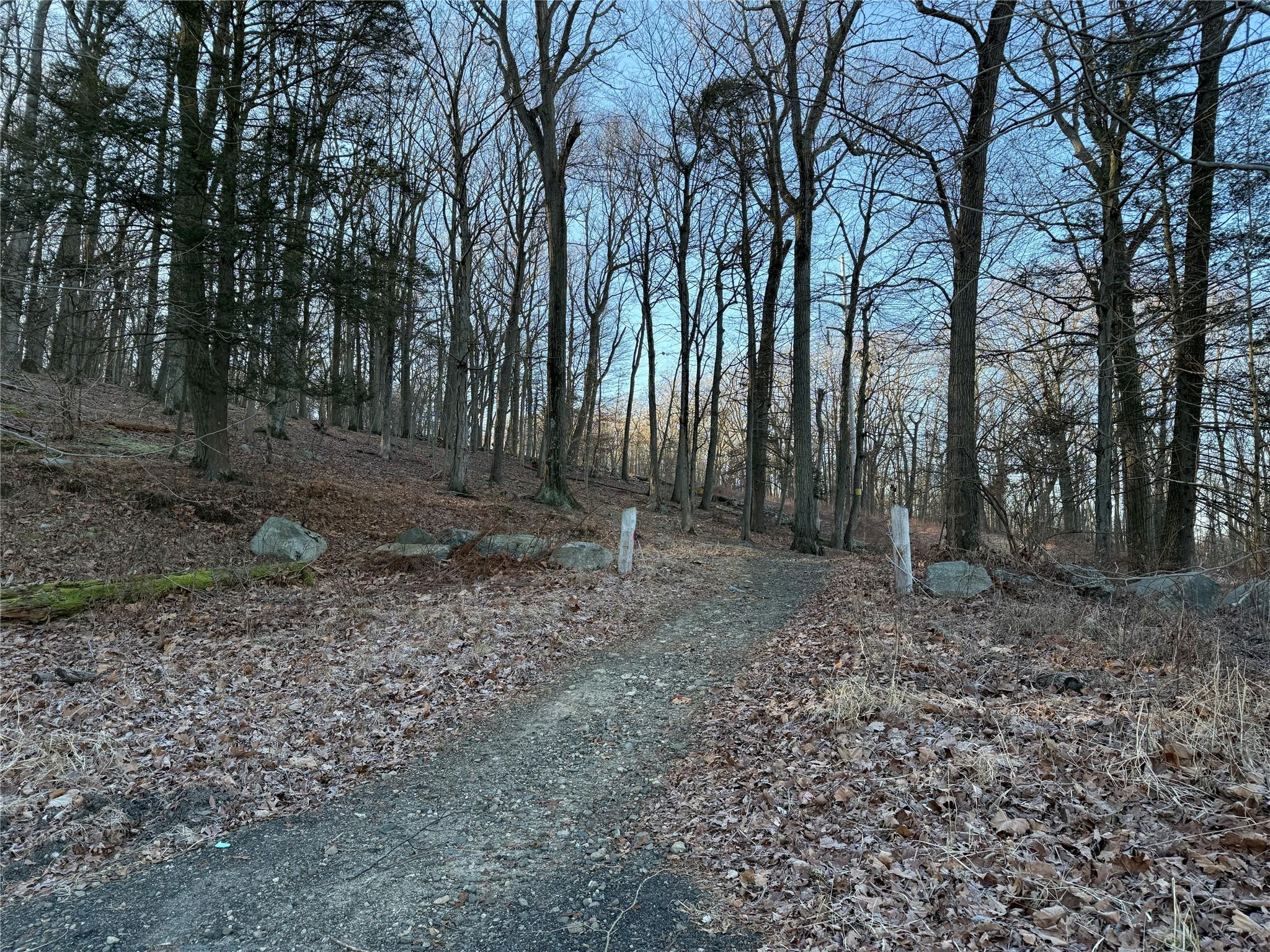 Entrance to property at the end of Hickory Rd