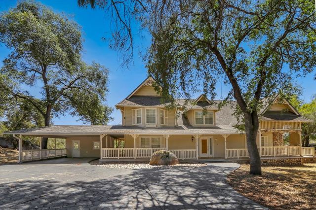 $1,650,000 | 5150 Lake Forest Drive | Quail Lake