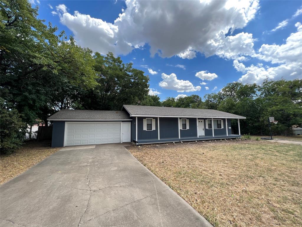 front view of house with a yard