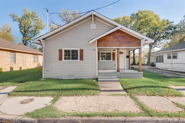 $235,000 | 2910 Pine Street | Woodlawn