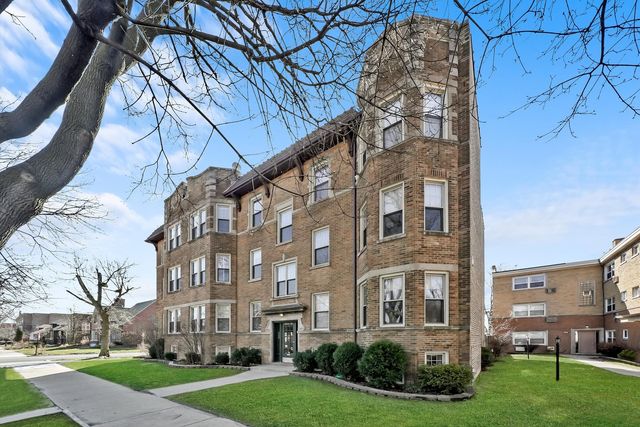 $232,000 | 7404 North Oakley Avenue, Unit 1 | West Rogers Park