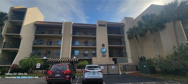 $1,800 | 90 South Highland Avenue, Unit 224 | Lake Tarpon Sail Tennis Club