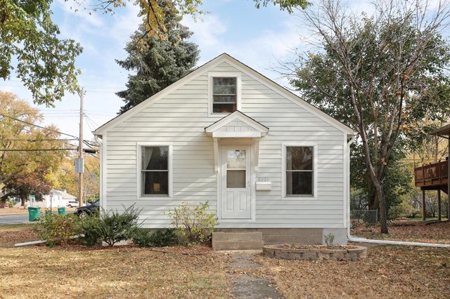 $249,900 | 8201 Nicollet Avenue | East Bloomington