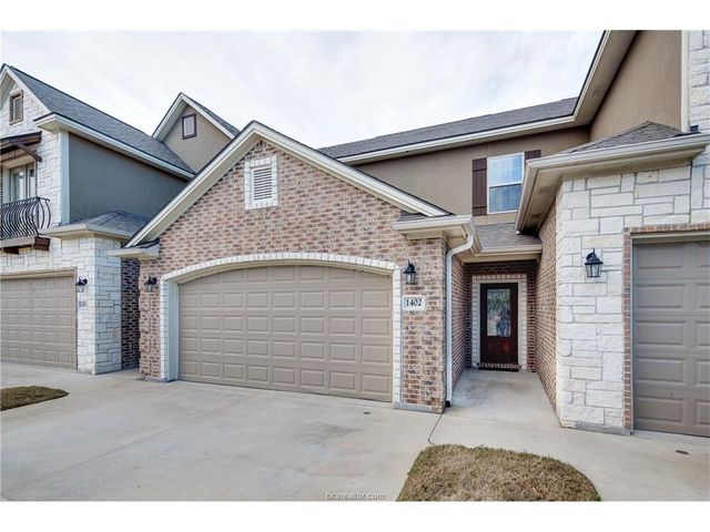 $2,100 | 1402 Cres Ridge Drive | Crescent Pointe