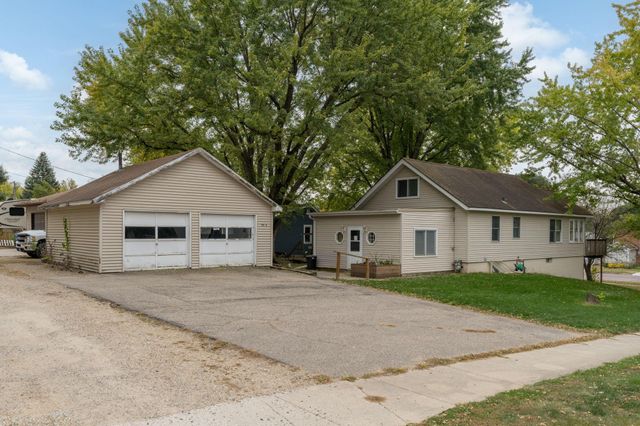 $179,900 | 140 North Rice Street | Kasota