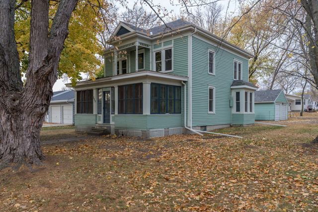 $149,900 | 302 Main Street North | Winthrop