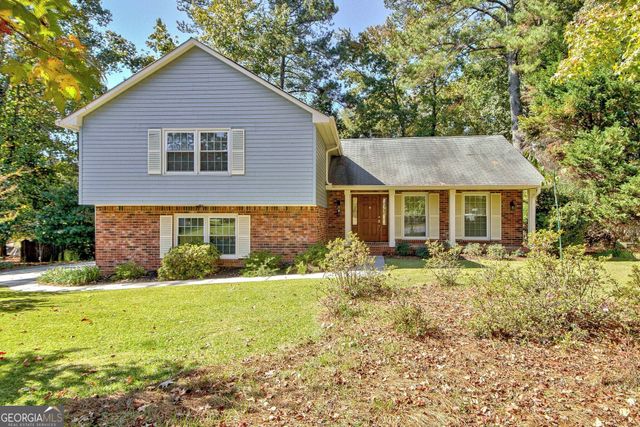 $524,000 | 201 Lanyard Loop | Peachtree City